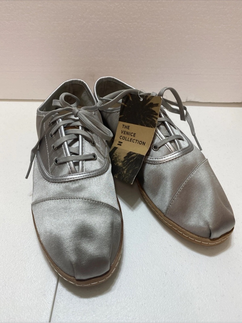 TOMS Venice Collection Silver Satin Oxford Shoes NWT 9
